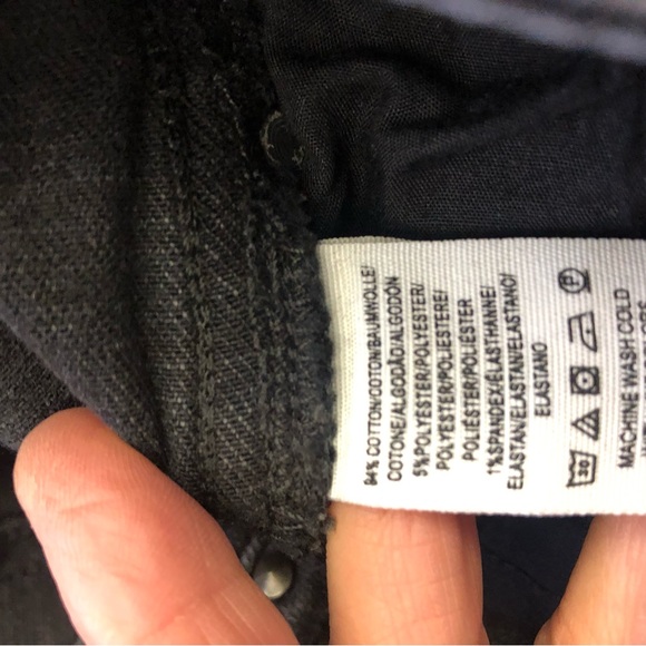 FREE PEOPLE ripped distressed black washed skinny ladies jeans in size 25 - Picture 7 of 8